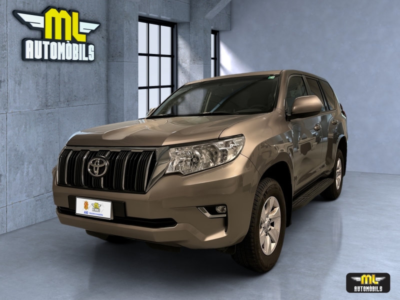 Toyota Land Cruiser 7p 2.8D 204 CV