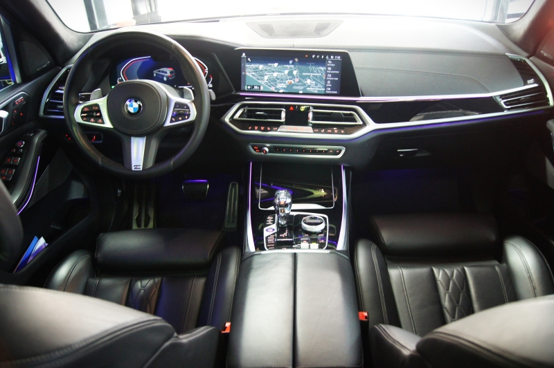 BMW X7 40D 340CV * 7 PLACES * * XDRIVE * FULL EQUIP *