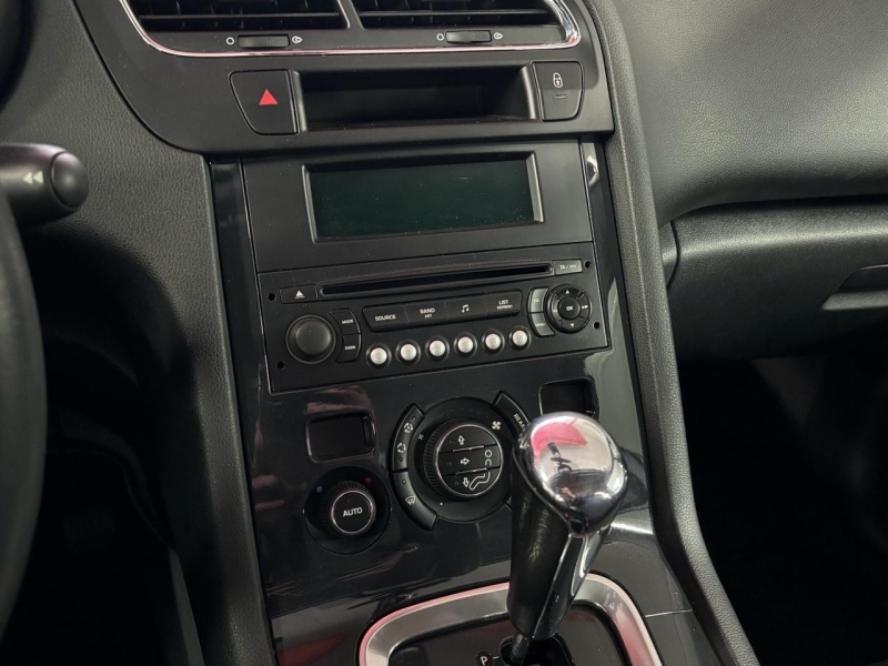 PEUGEOT 5008 2.0 HDI AUTO.