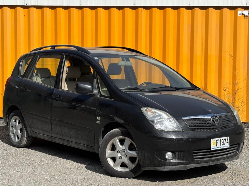 TOYOTA COROLLA VERSO D-4D