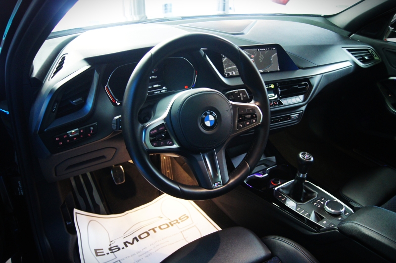 BMW 118I 136CV * PACK M *