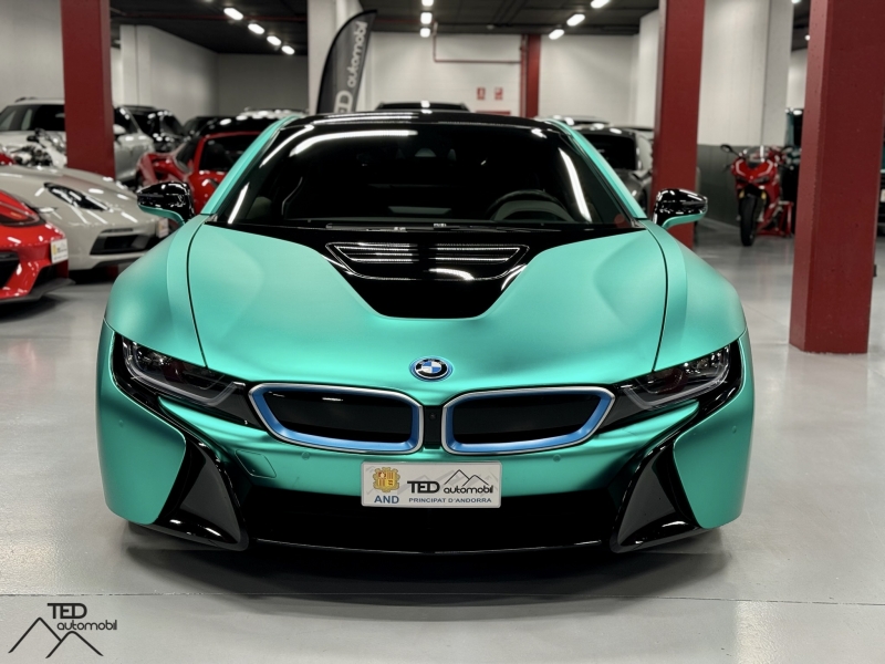 BMW i8 Coupé Hybrid 374cv