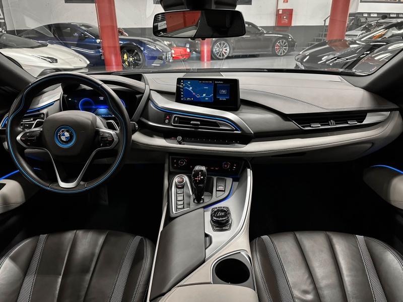 BMW i8 Coupé Hybrid 374cv