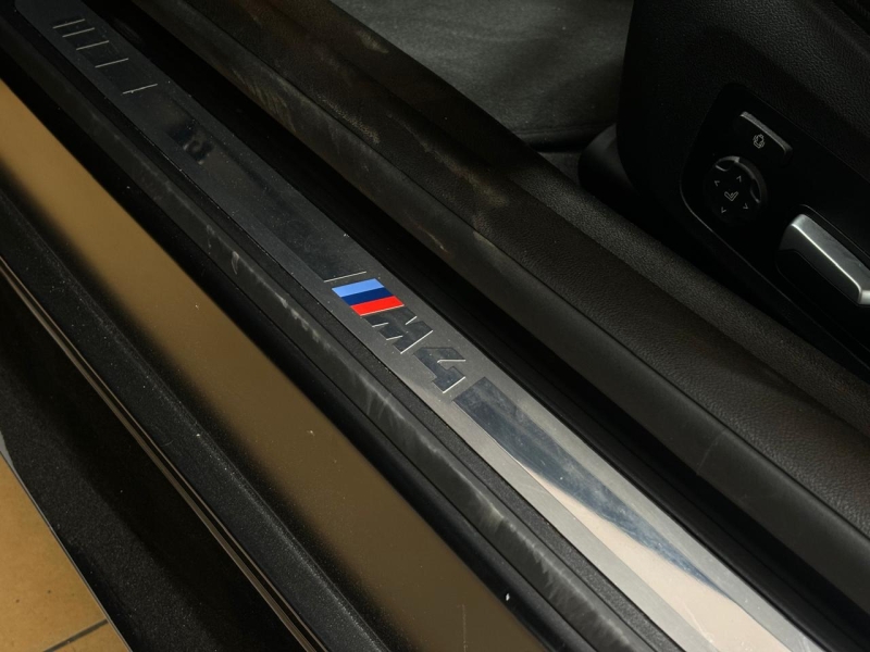 BMW M4 COMPETITION xDrive