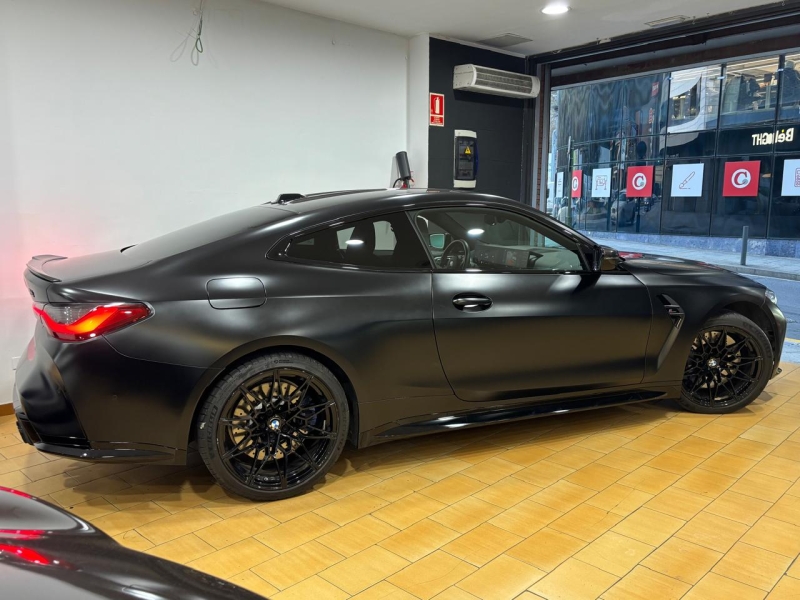BMW M4 COMPETITION xDrive