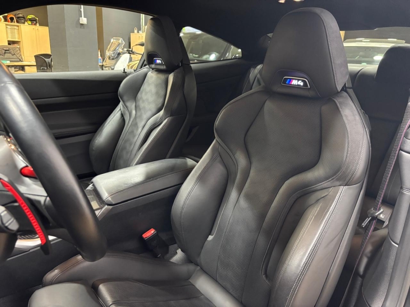 BMW M4 COMPETITION xDrive