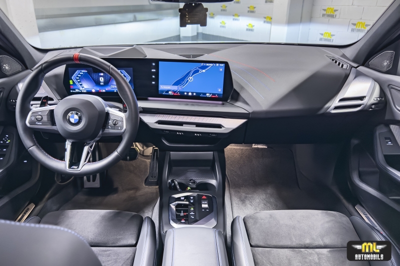 BMW M135i xDrive 300 CV