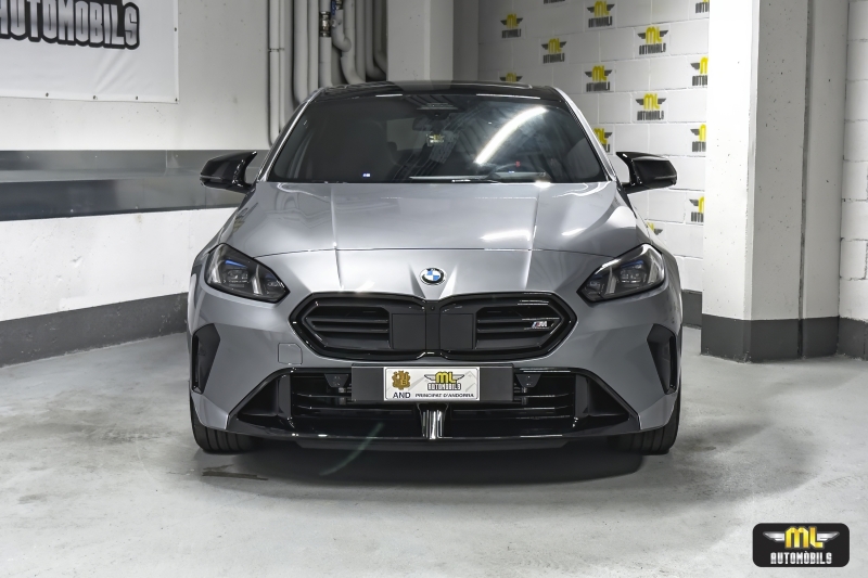 BMW M135i xDrive 300 CV