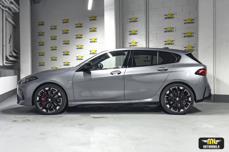 BMW M135i xDrive 300 CV