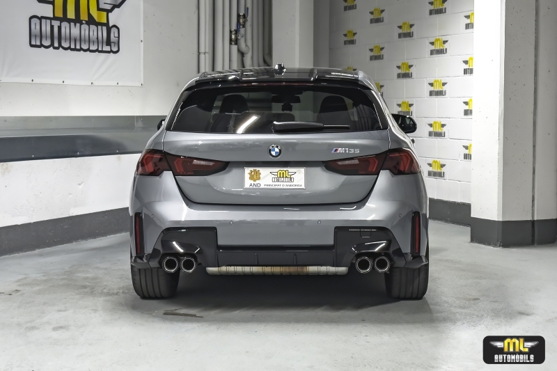 BMW M135i xDrive 300 CV