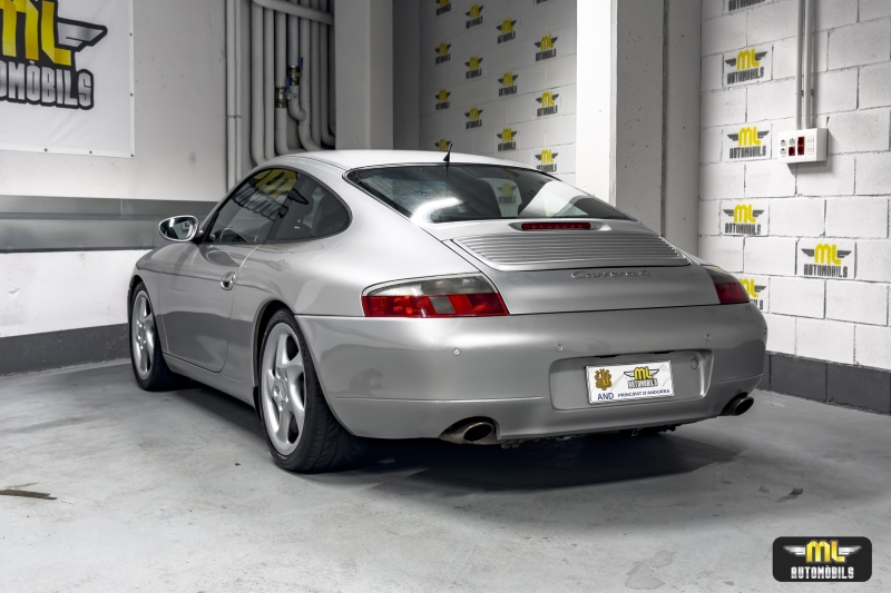Porsche 911 996 Carrera 4 Coupé