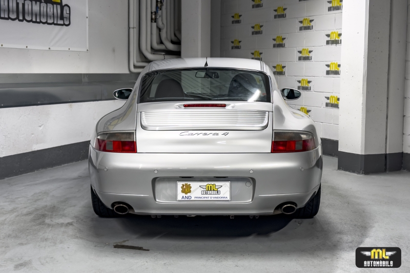 Porsche 911 996 Carrera 4 Coupé