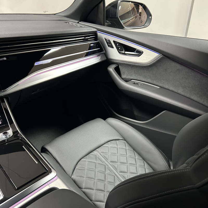 AUDI Q8 55TFSI 340CV BLACK LINE