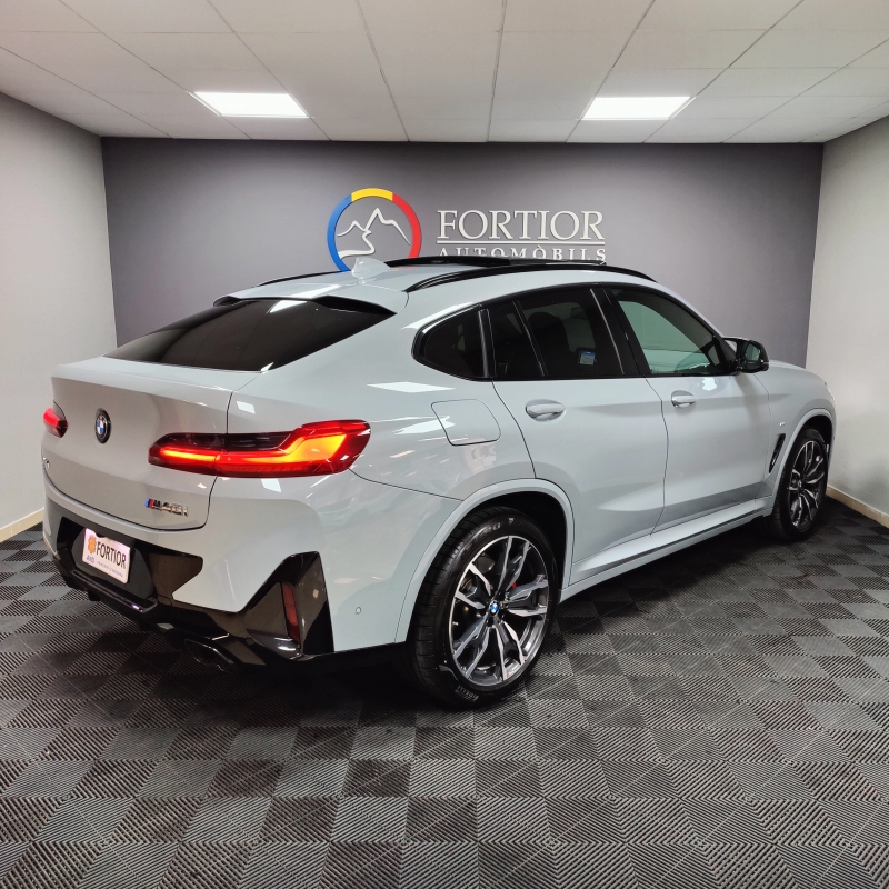 BMW X4 M40i