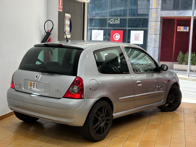 RENAULT CLIO SPORT 2.0 16V