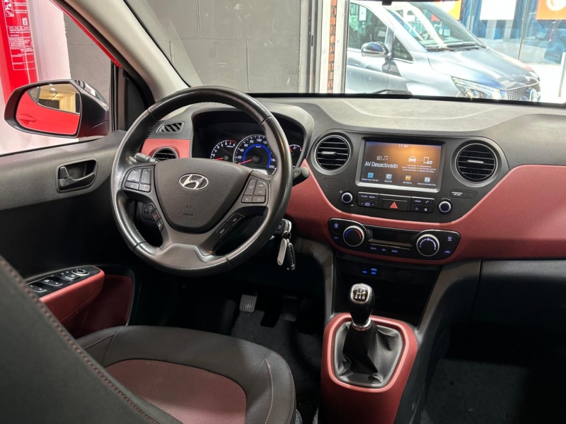 HYUNDAI i 10