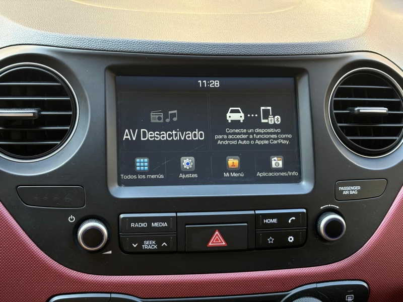 HYUNDAI i 10