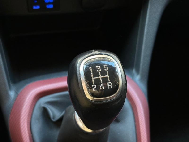 HYUNDAI i 10