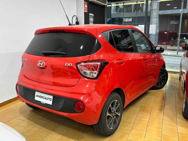 HYUNDAI i 10