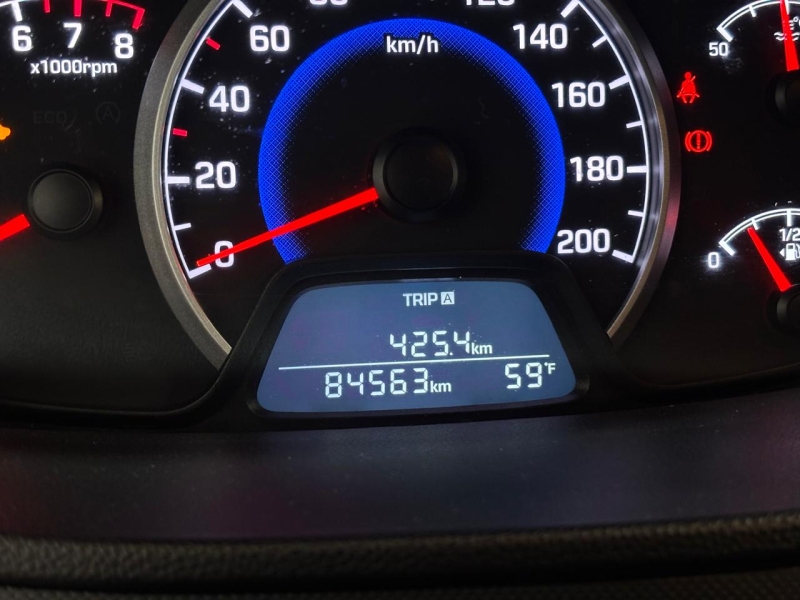 HYUNDAI i 10