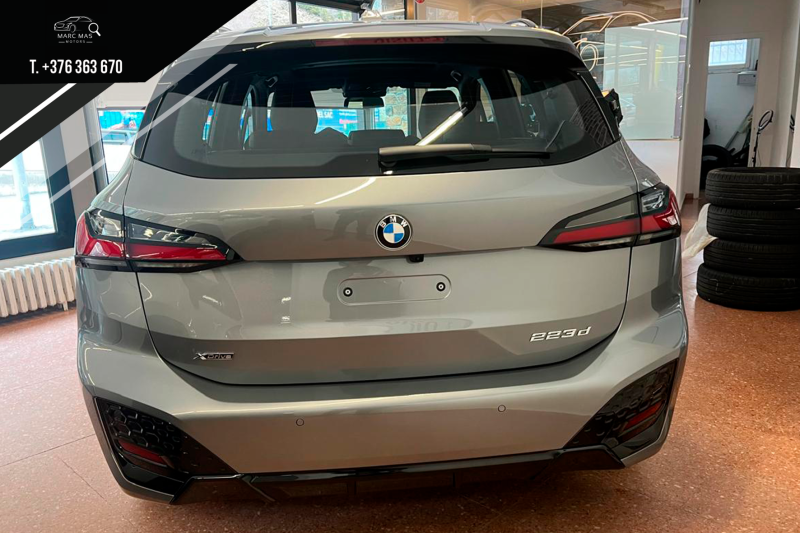 BMW223 XDRIVE