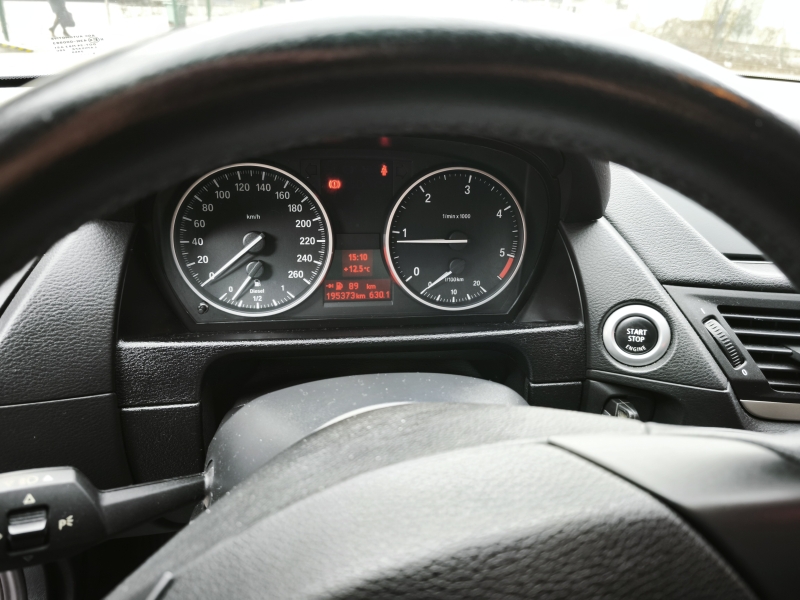 BMW X1 - X-DRYVE 18 D  143 CV
