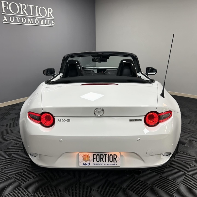 MAZDA MX-5 SKYACTIV-G