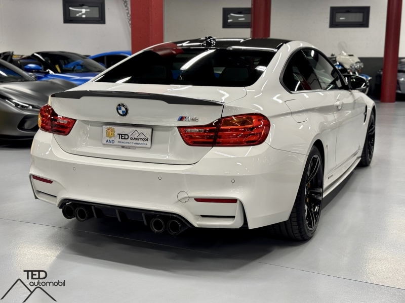 BMW M4 frens Ceràmics Mperformance 