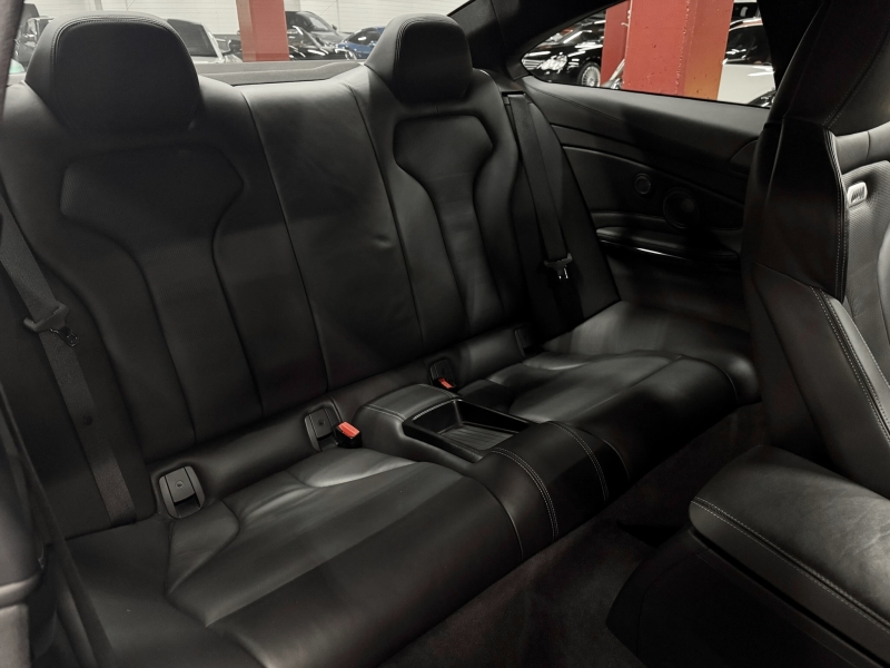 BMW M4 frens Ceràmics Mperformance 
