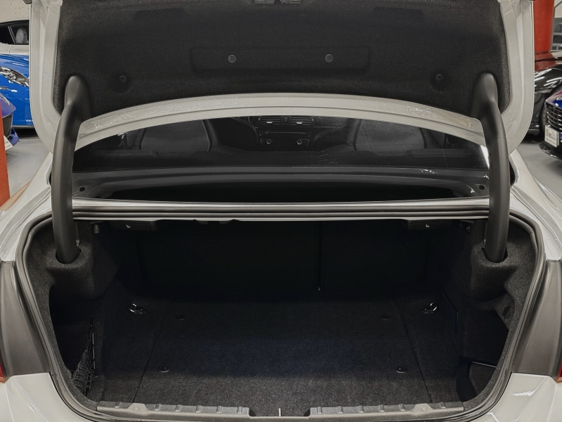 BMW M4 frens Ceràmics Mperformance 