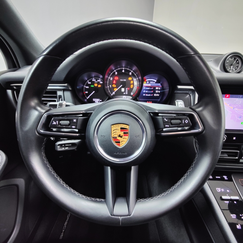 PORSCHE MACAN T 
