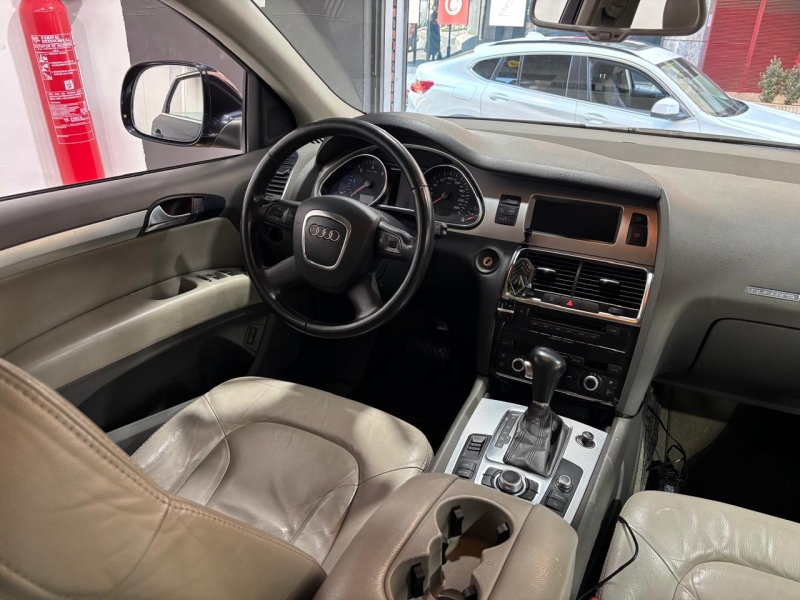 AUDI Q7 3.0 TDI QUATTRO