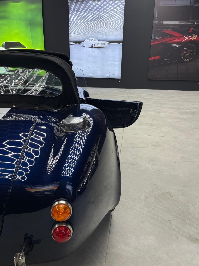 AC Cobra 