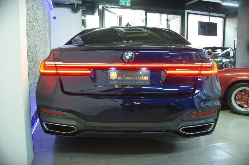 BMW 750I XDRIVE 530CV * FULL EQUIP * 