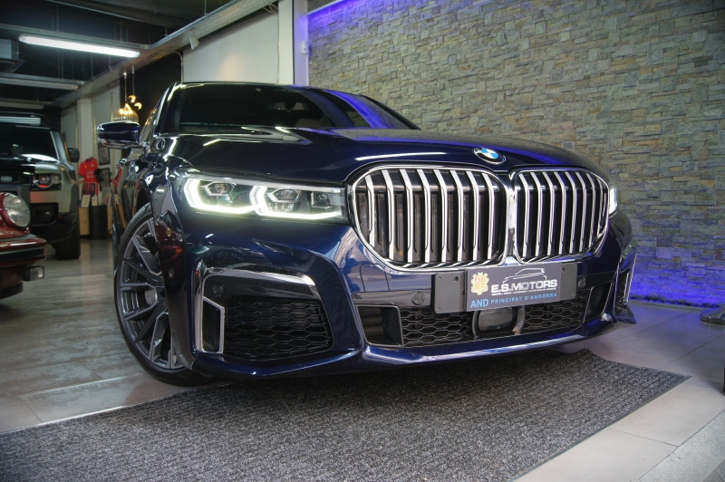 BMW 750I XDRIVE 530CV * FULL EQUIP * 