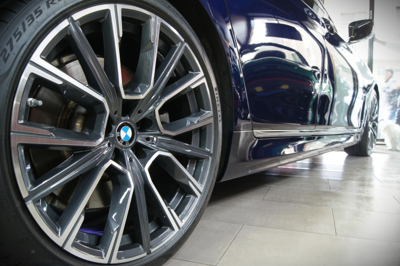BMW 750I XDRIVE 530CV * FULL EQUIP * 