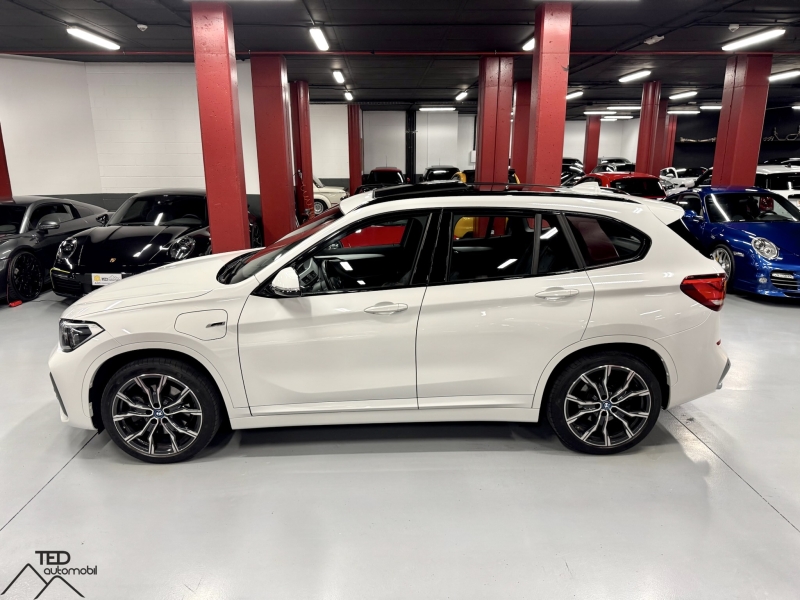 BMW X1 25e X-Drive 220cv Llandes M