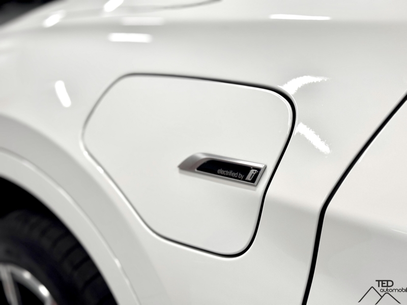BMW X1 25e X-Drive 220cv Llandes M