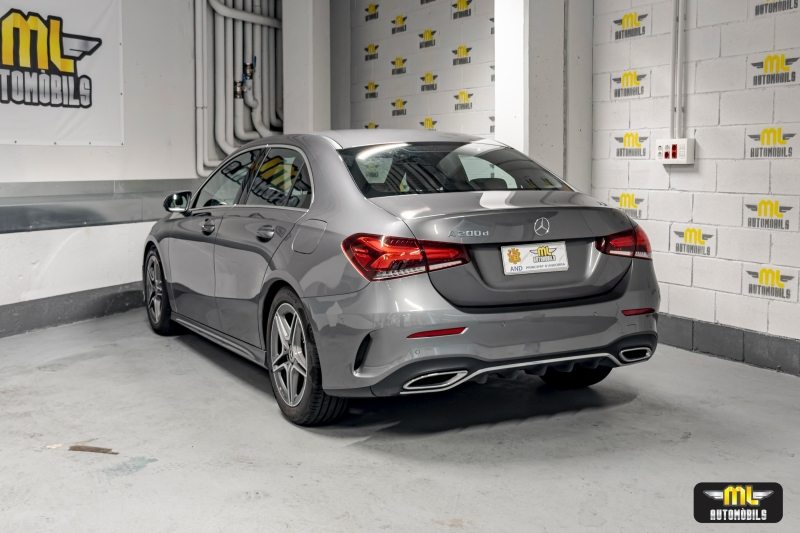 Mercedes-Benz A 200 d Sedán