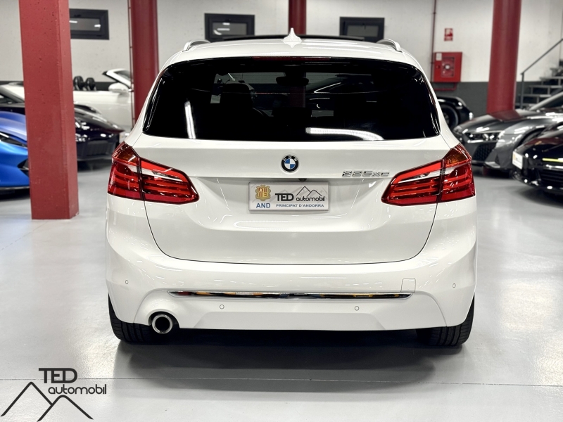 BMW 225xe Active Tourer 224cv