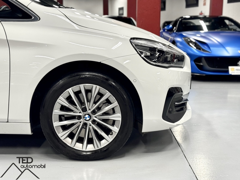 BMW 225xe Active Tourer 224cv