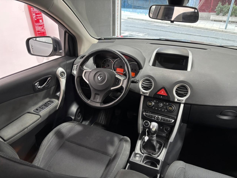 RENAULT KOLEOS 2.0 DCI 4X4