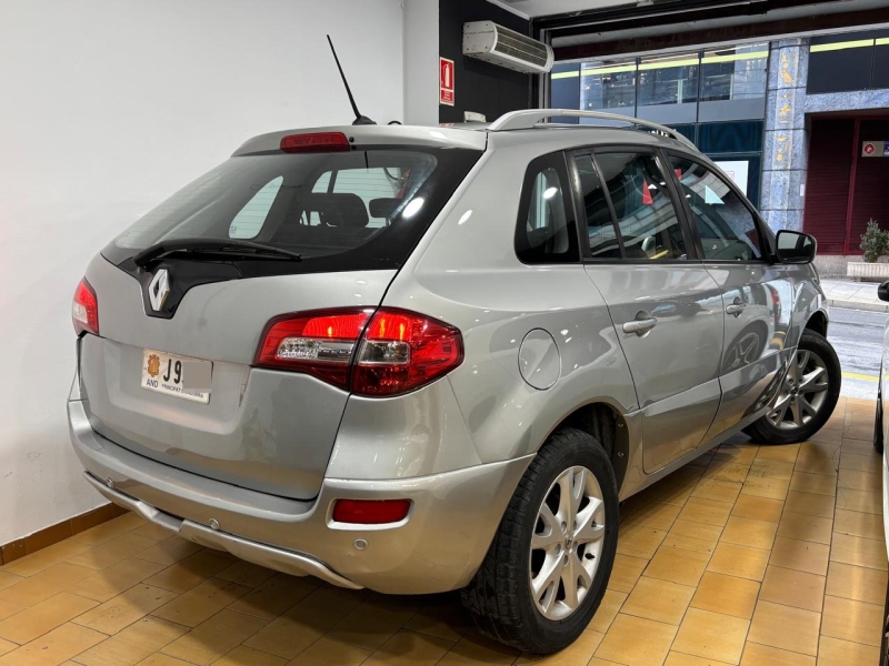 RENAULT KOLEOS 2.0 DCI 4X4