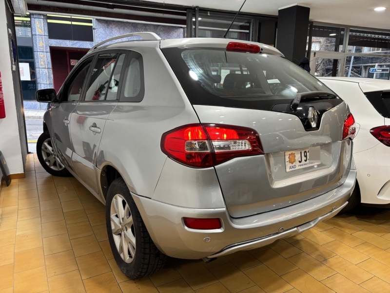 RENAULT KOLEOS 2.0 DCI 4X4
