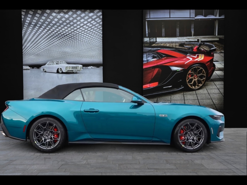 Ford Mustang 5.0L GT Convertible 