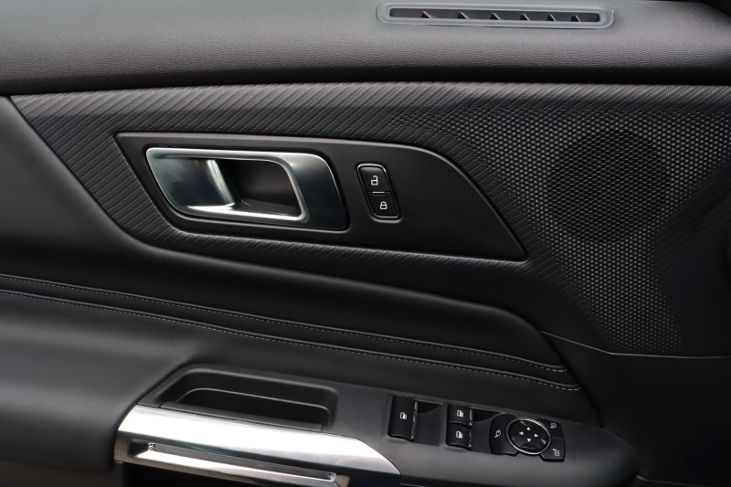 Ford Mustang 5.0L GT Convertible 