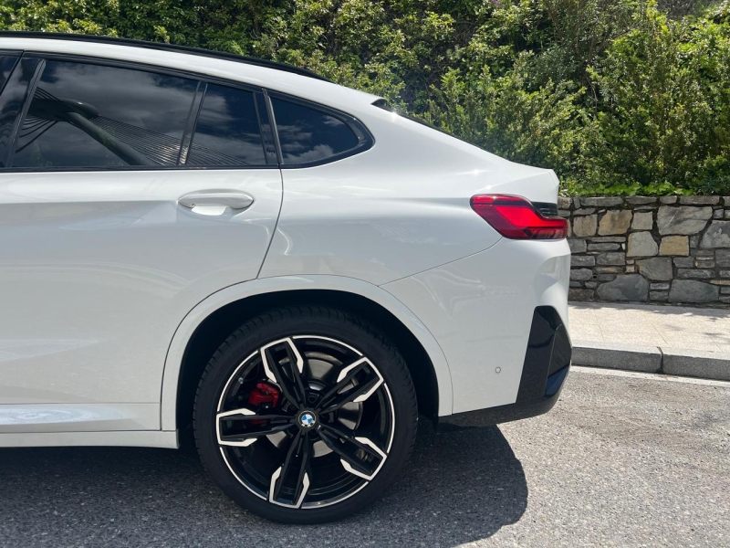 BMW X4 M40d