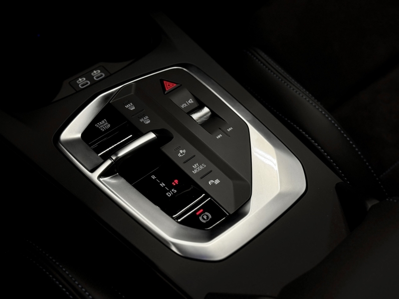 NOU model BMW M135i 300cv xDrive