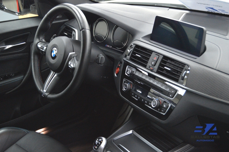 BMW M2 COMPETITION 411CV