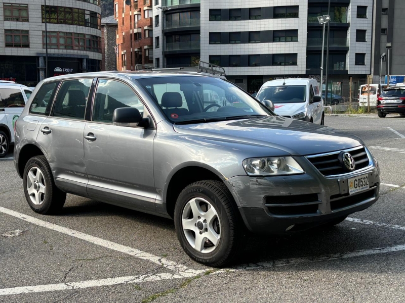 VOLKSWAGEN TOUAREG 3.2 V6